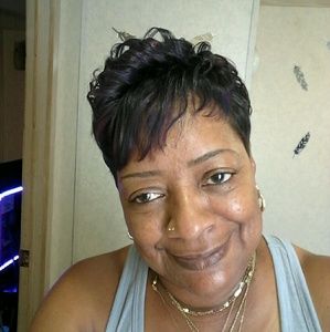 Meet your Posher, Annette